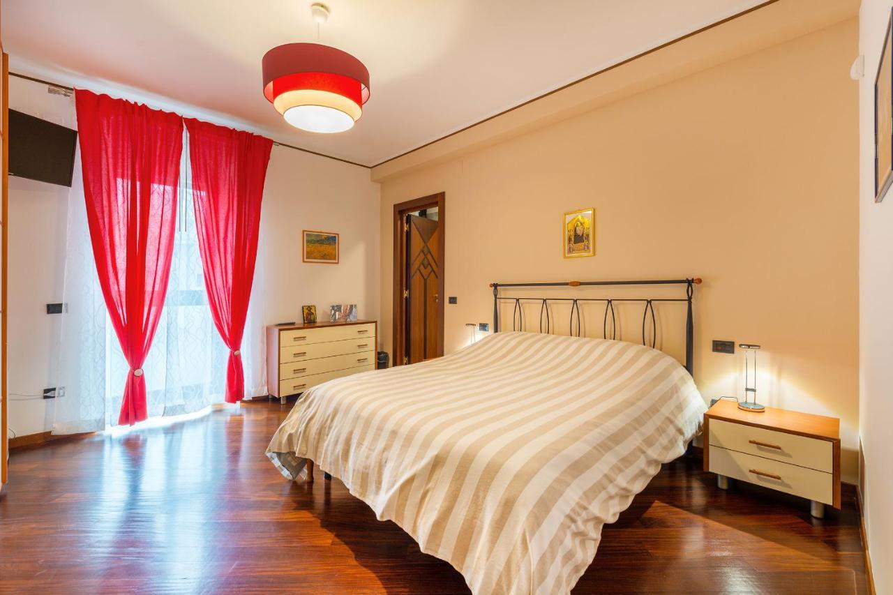 A Casa Di Sara Ermy Bed and Breakfast Bari Eksteriør billede